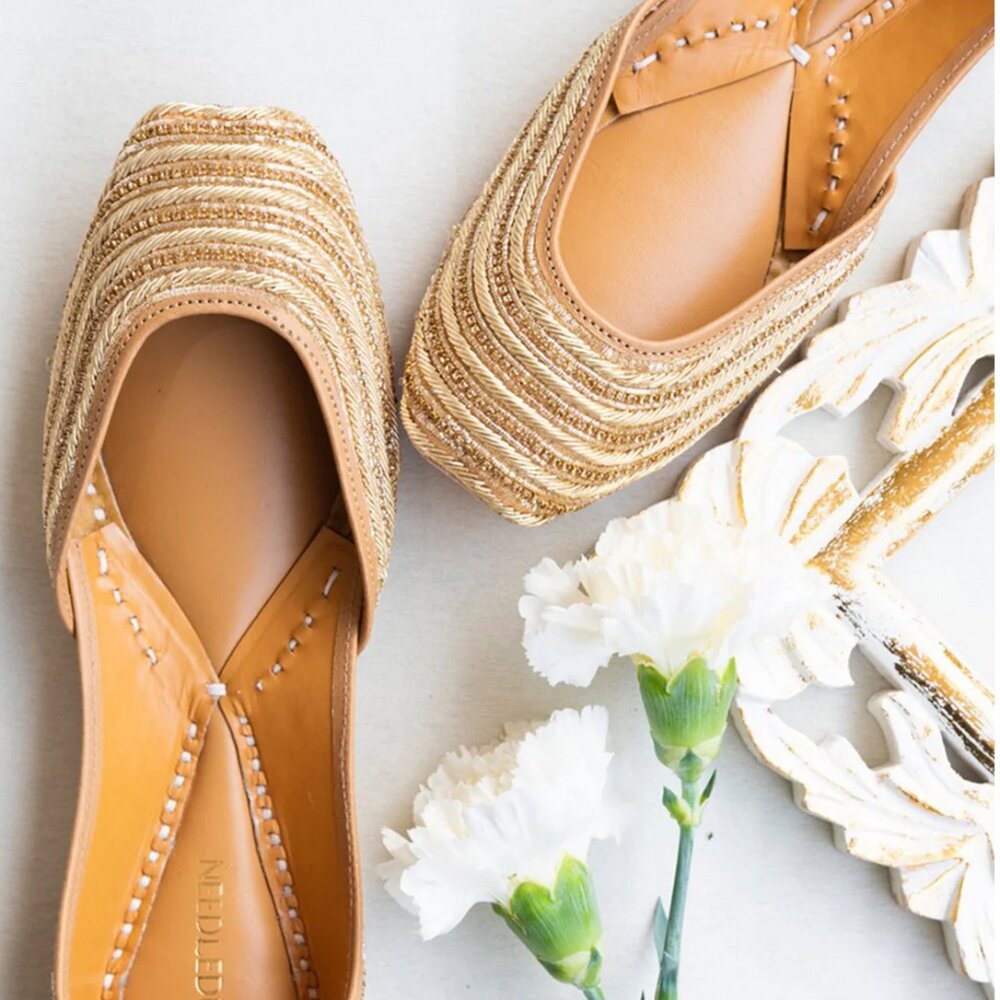 Needledust Forever Yours Jutti's, size 40 slash 9.5 women's